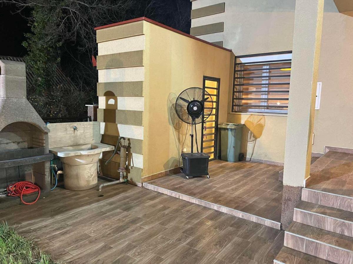 Villaversa 乌尔齐尼 外观 照片